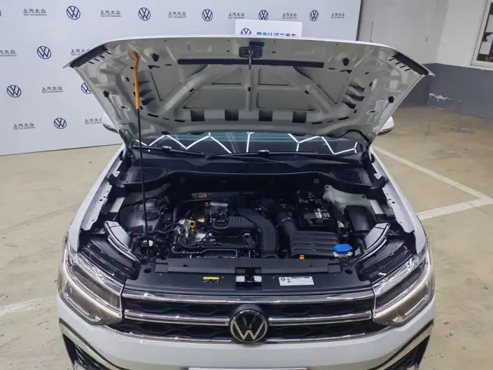 Volkswagen Tharu 2024 Model 300TSI 2WD Full Moon Edition