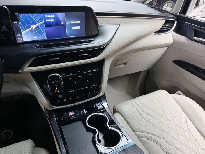 Buick GL8 2023 Model ES Luzun 2.0T Comfort Model – фото 9