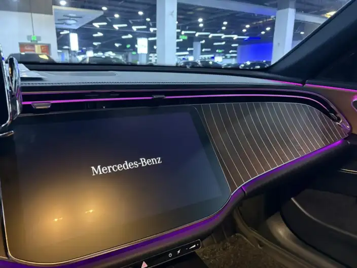 Mercedes-Benz E-Class 2025 Model Facelift E 300 L Fashion Model sedan – фото 8