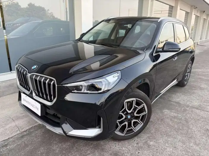 BMW X1 2026 Model sDrive25Li X Design Set – фото 1