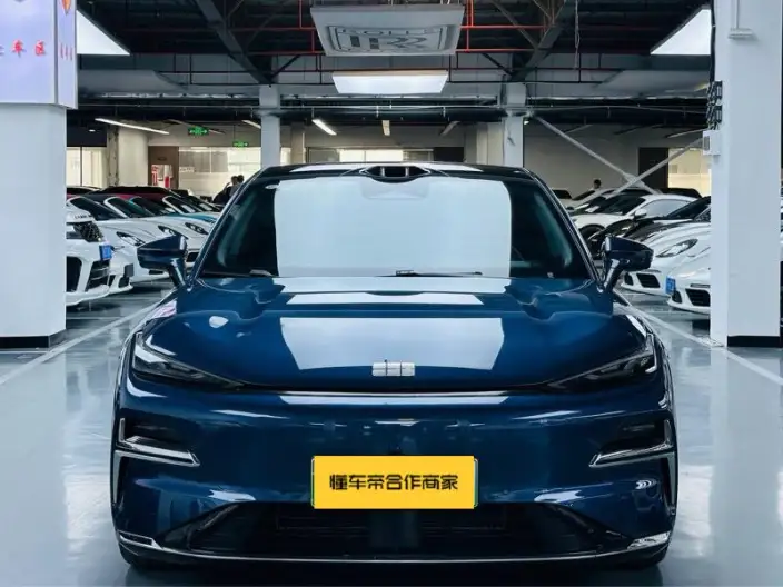 Geely Galaxy E8 PHEV 2025 Model 130km EM-P Galaxy Edition – фото 2