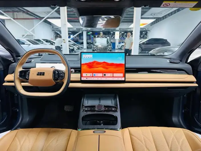 Geely Galaxy E8 PHEV 2025 Model 130km EM-P Galaxy Edition – фото 8