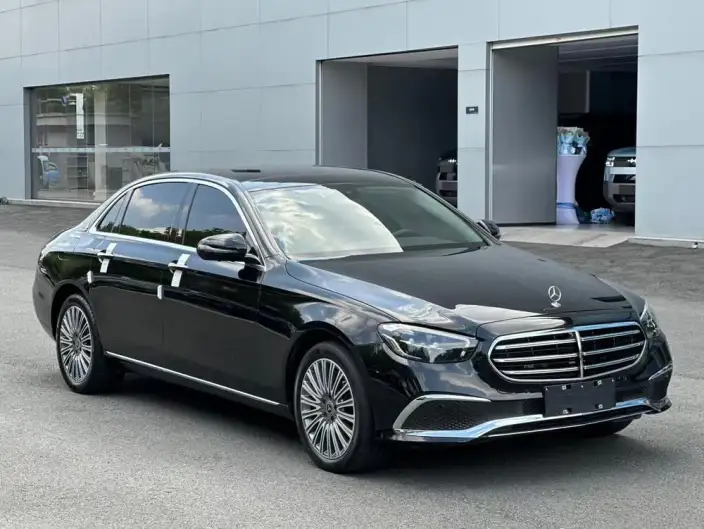 Mercedes-Benz E-Class 2023 Model Facelift E 300 L Fashion Model sedan – фото 3