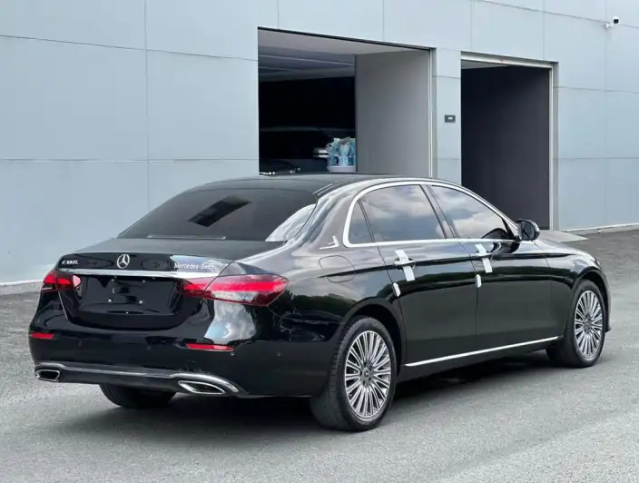 Mercedes-Benz E-Class 2023 Model Facelift E 300 L Fashion Model sedan – фото 6