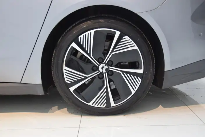 NIO ET7 2024 Model 75kWh Executive Edition – фото 7