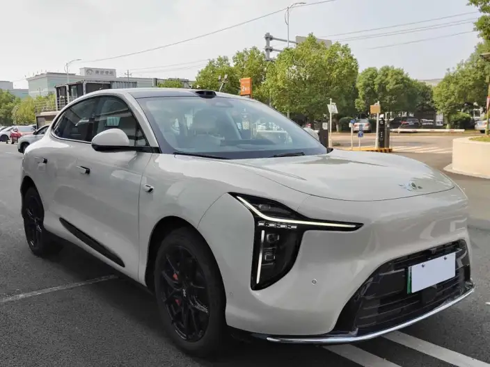 IM LS6 2026 Model EV Max+ – фото 3