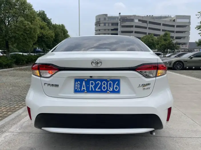Toyota Levin 2022 Model 185T CVT Deluxe Edition – фото 6