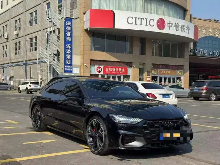 Audi A7 L 2024 Model 45 TFSI quattro Black Samurai Edition