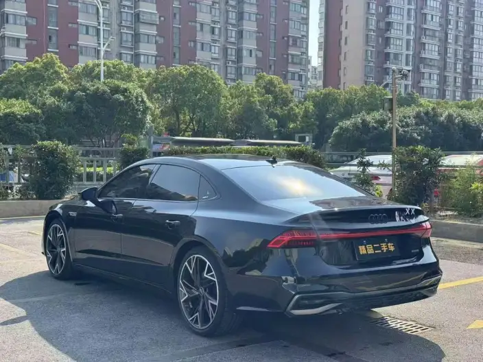 Audi A7 L 2024 Model 45 TFSI quattro Black Samurai Edition