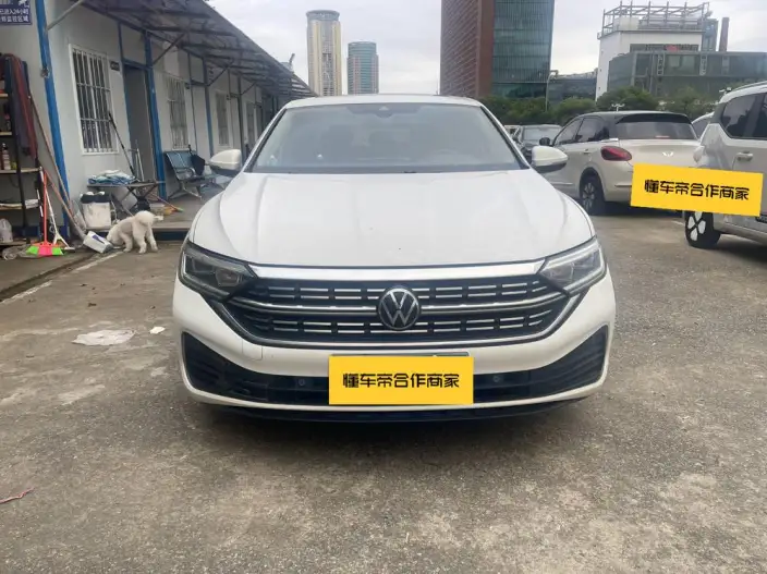 Volkswagen Sagitar 2023 Model 200TSI DSG Beyond Edition