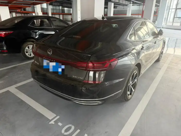 Volkswagen Passat 2024 Model 380TSI Deluxe Edition – фото 6