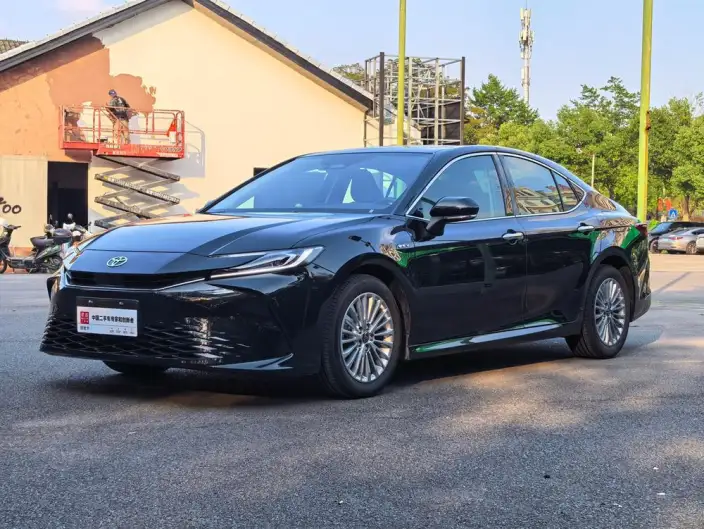 Toyota Camry 2026 Model Hybrid 2.0HGVP Deluxe Edition