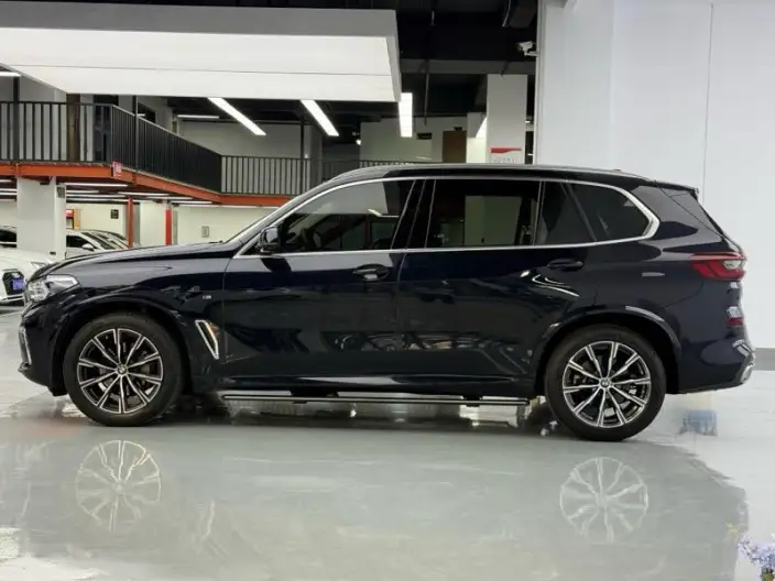 BMW X5 2022 Model Facelift xDrive 30Li Exclusive Model M Sports Set – фото 3