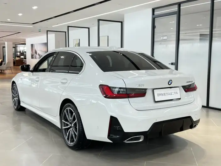 BMW 3 Series 2026 Model 325Li M Sports Set – фото 5