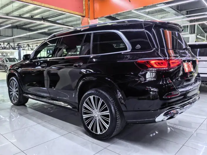 Mercedes-Benz GLS 2023 Model Facelift GLS 450 4MATIC Fashion Model – фото 4