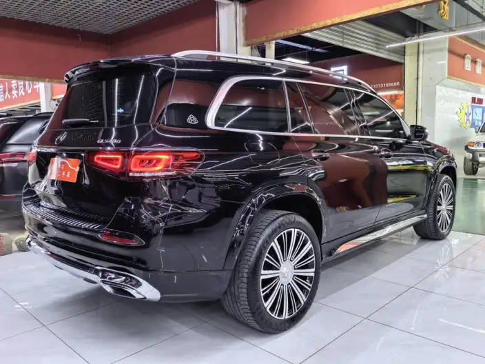 Mercedes-Benz GLS 2023 Model Facelift GLS 450 4MATIC Fashion Model – фото 6