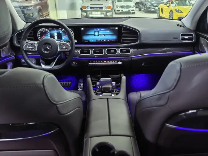 Mercedes-Benz GLS 2023 Model Facelift GLS 450 4MATIC Fashion Model – фото 8