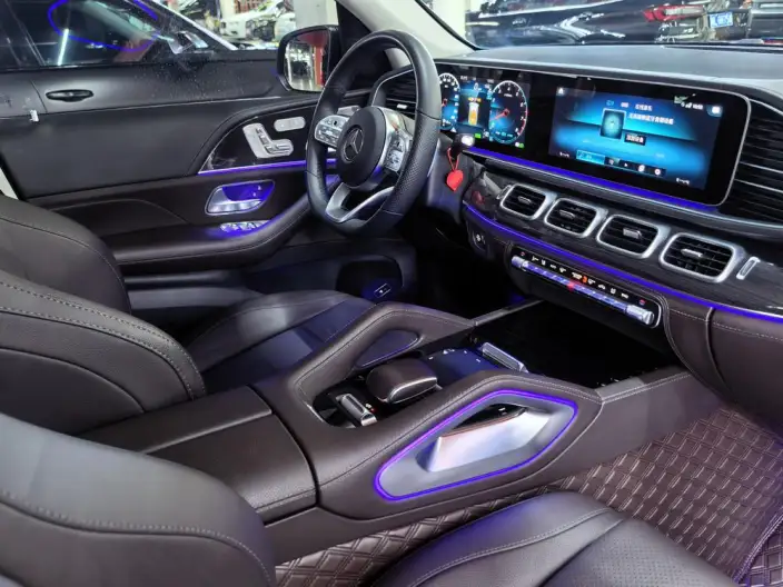 Mercedes-Benz GLS 2023 Model Facelift GLS 450 4MATIC Fashion Model – фото 9