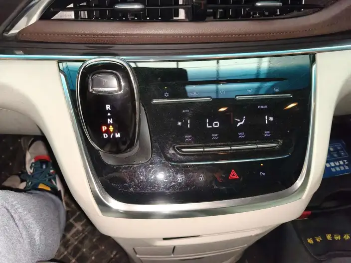 Buick GL8 2022 Model Facelift Business class 2.0T Smart Enjoy Model – фото 5