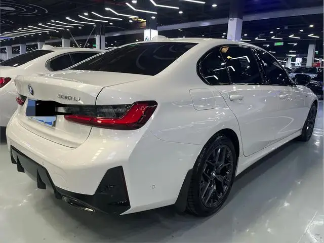 BMW 3 Series 2026 Model 330Li M Sports Night Set – фото 5