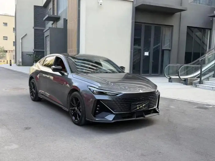 Changan UNI-V 2023 Model 1.5T Noble Model