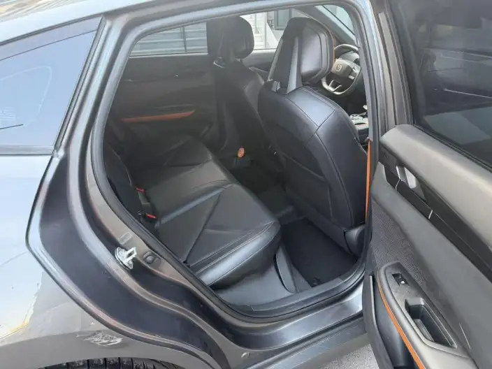 Changan UNI-V 2023 Model 1.5T Noble Model – фото 7