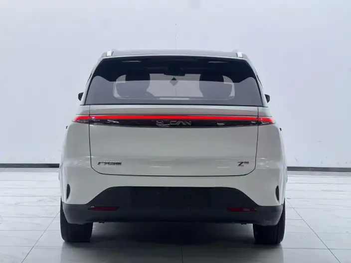 Hechuang Z03 2022 Model 620 Trendy Cool Edition 76.8kWh – фото 4