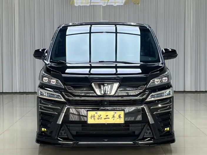 Vellfire 2021 Model Toyota Crown Hybrid 2.5L HV Premium Edition – фото 2