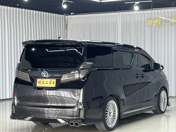 Vellfire 2021 Model Toyota Crown Hybrid 2.5L HV Premium Edition – фото 7