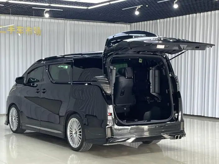 Vellfire 2021 Model Toyota Crown Hybrid 2.5L HV Premium Edition – фото 10