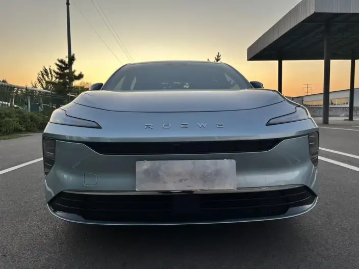 Roewe D6 2025 Model 520km Smart Edition