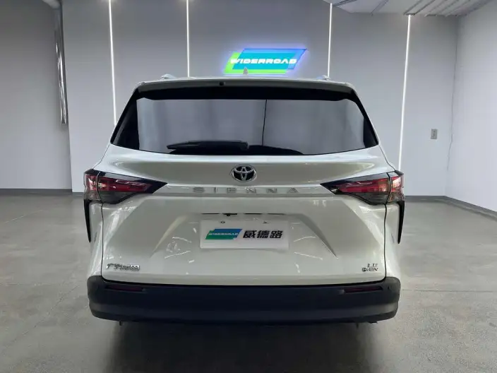 Toyota Sienna 2024 Model Hybrid 2.5L Zhen Xiang Premium Edition – фото 6