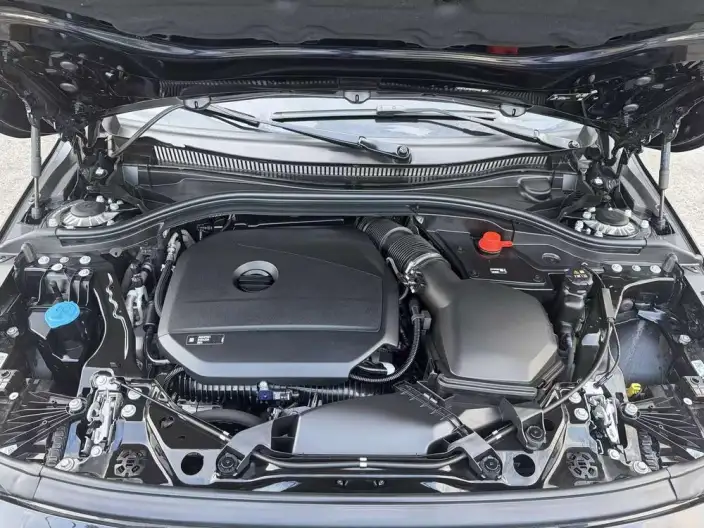 BMW 2 Series 2025 Model 225L M Sports Set – фото 6