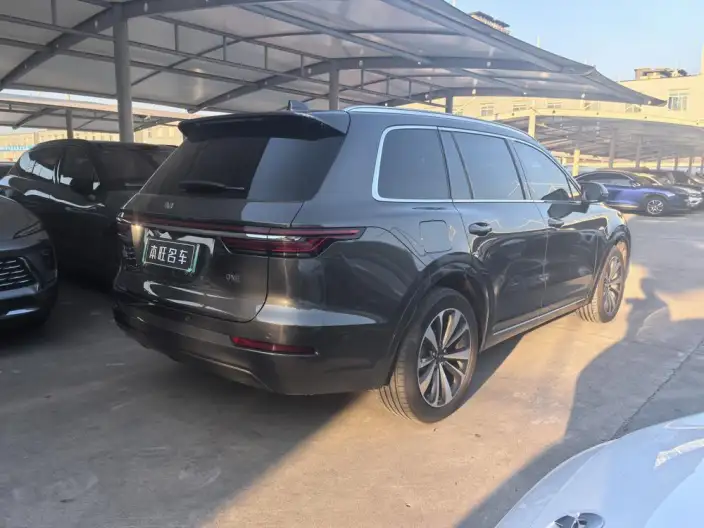 Li Auto ONE 2021 Model Extended Range 6 seat Edition – фото 6