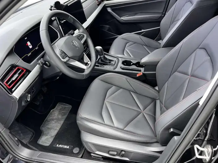 Volkswagen Lavida 2024 Model 300TSI DSG Starry Sky Leading Edition – фото 9