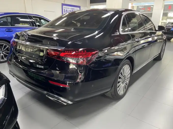 Mercedes-Benz E-Class 2023 Model E 300 L Luxury Model sedan – фото 6