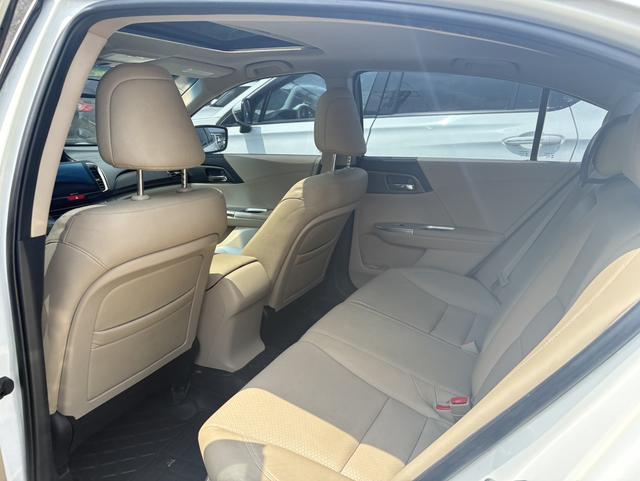 Honda Accord 2014 2.0L EX Luxury – фото 5