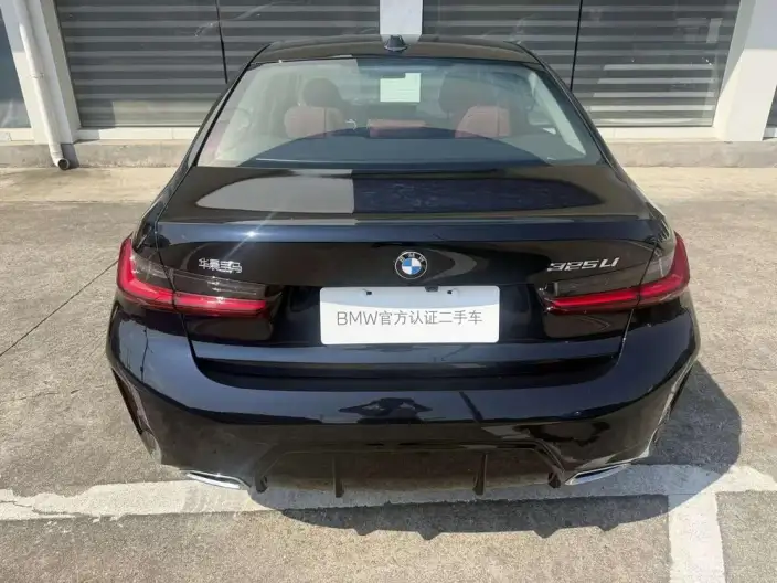 BMW 3 Series 2026 Model 325Li M Sports Set – фото 4