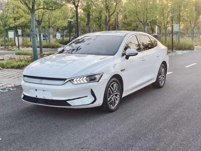 Qin Plus EV 2024 Model Honor Edition 510KM Leading Model – фото 1