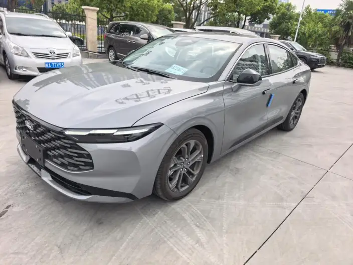 Ford Mondeo 2025 Model EcoBoost 180 Luxury Model – фото 1