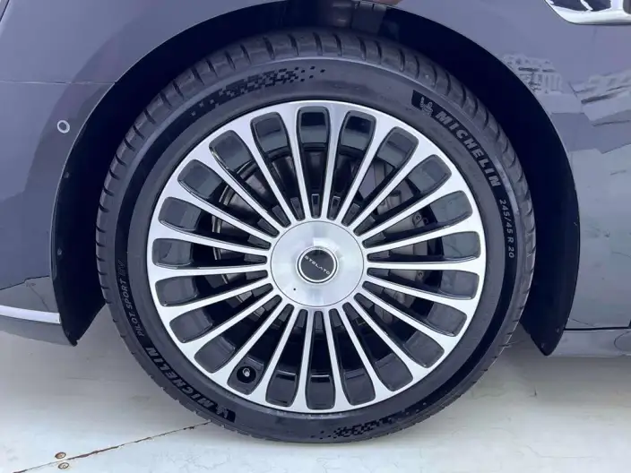 Stelato S9 2025 Model Extended Range Rear Drive Ultra – фото 9