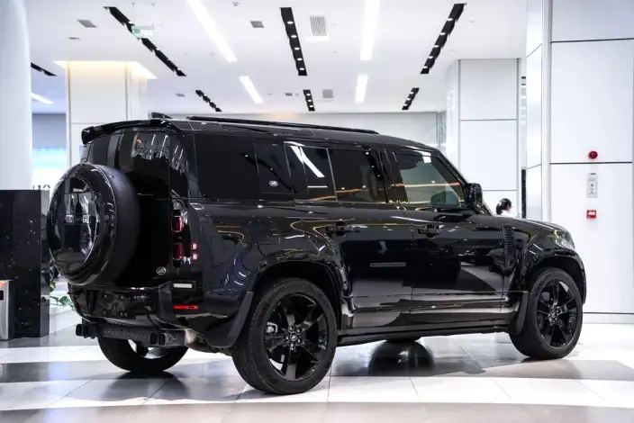 Land Rover Defender 2024 Model 110 3.0T P400 X-Dynamic HSE – фото 6