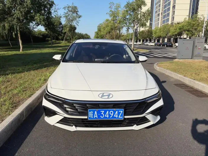 Hyundai Ioniq 2023 Model 1.5L CVT LUX Premium Edition