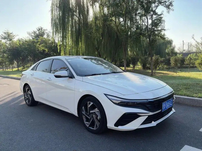 Hyundai Ioniq 2023 Model 1.5L CVT LUX Premium Edition