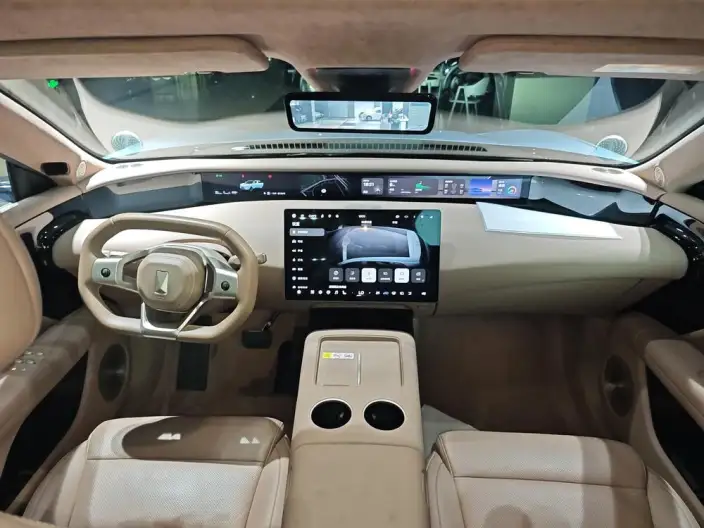 Avatr 07 2026 Model Ultra 4WD EV Edition – фото 8