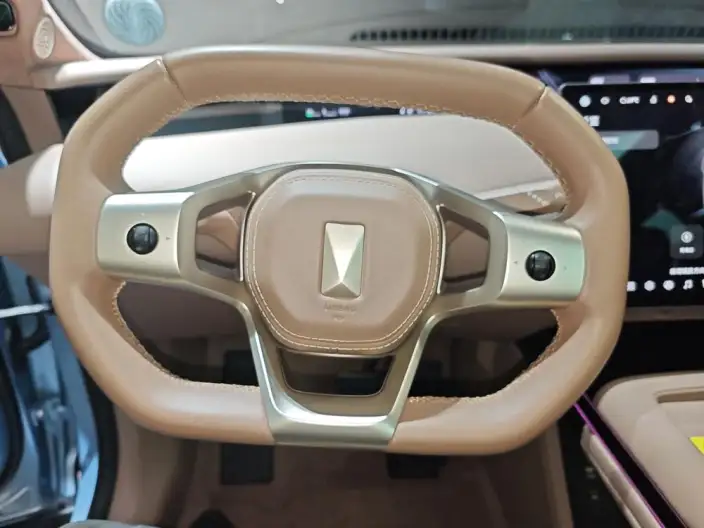 Avatr 07 2026 Model Ultra 4WD EV Edition – фото 9