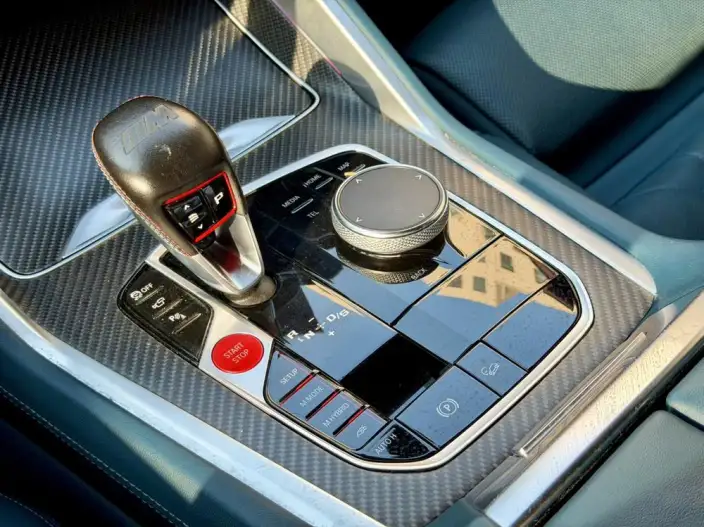 BMW XM 2023 Model 50e – фото 9