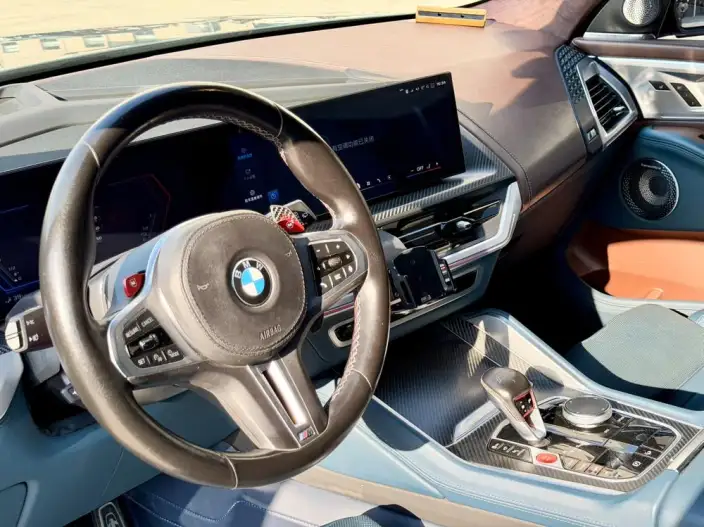BMW XM 2023 Model 50e – фото 10