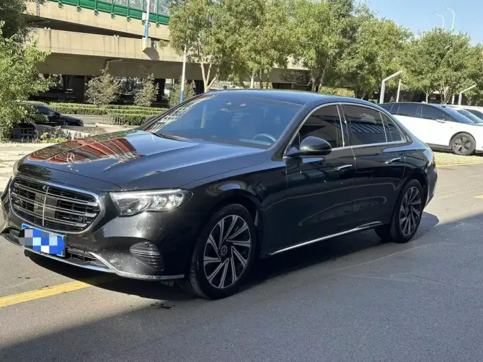 Mercedes-Benz E-Class 2025 Model E 300 L Luxury Model sedan – фото 1