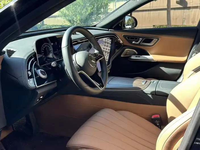 Mercedes-Benz E-Class 2025 Model E 300 L Luxury Model sedan – фото 8
